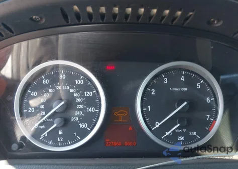 2011 BMW X6 xDrive35I z USA, uszkodzony, nr VIN 5UXFG2C58BLX05749